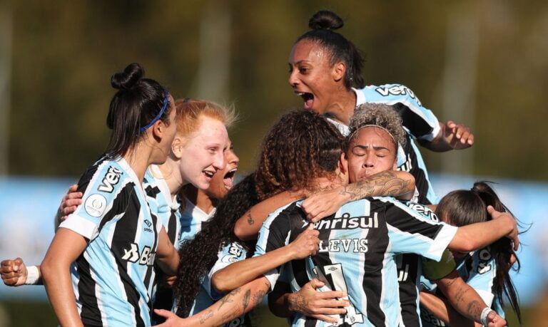 Brasileiro Feminino: Grêmio bate Palmeiras e tem vantagem nas quartas