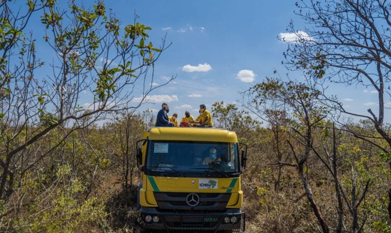 Caminhões bombeiros vão combater incêndios em unidades de conservação