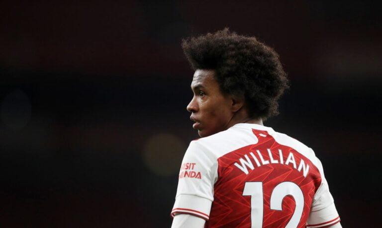 Esportes Willian deixa o Arsenal e fecha com Corinthians