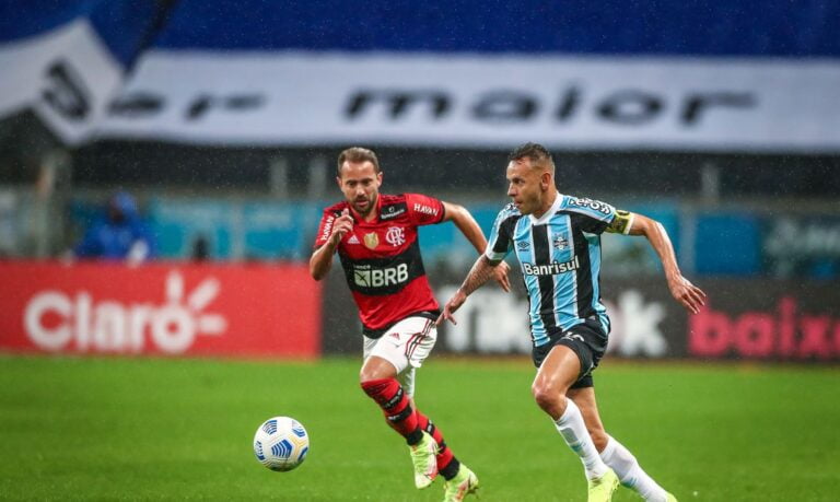 Copa do Brasil: Flamengo e Grêmio duelam em busca de vaga na semifinal