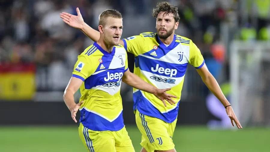 Juventus bate o Spezia de virada e conquista primeira vitória no Campeonato Italiano