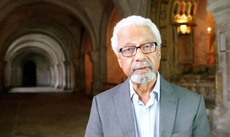 Abdulrazak Gurnah, da Tanzânia, é o vencedor do Nobel de Literatura