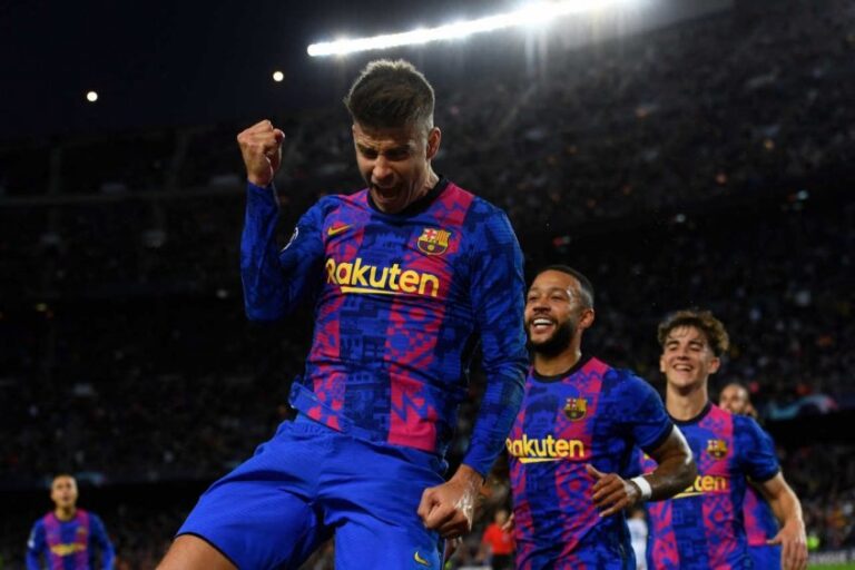 Com gol de Piqué, Barcelona bate o Dínamo de Kiev e vence a primeira na Champions League