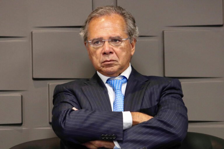 Urgente: Paulo Guedes ministro da economia pode ser demitido por Bolsonaro