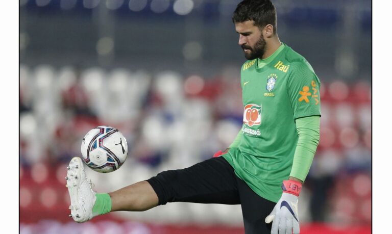 Esportes Alisson comemora 50ª partida pela seleção brasileira e sonha com mais