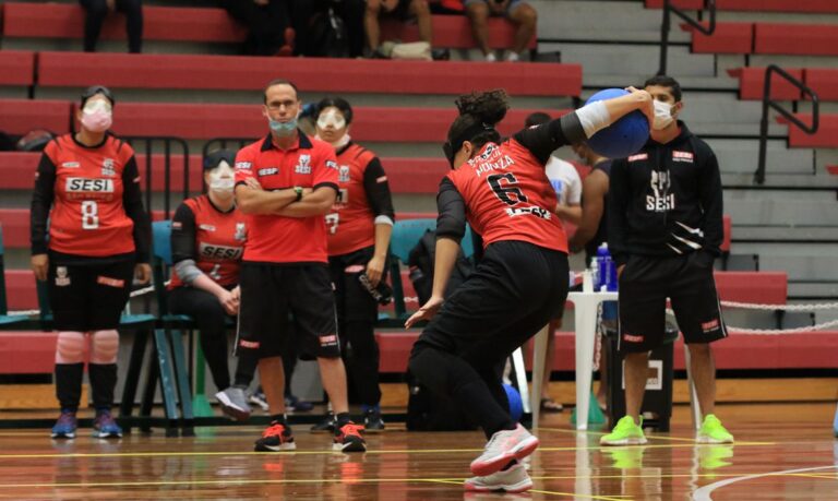 Times masculino e feminino do Sesi-SP goleiam no Mundial de goalball