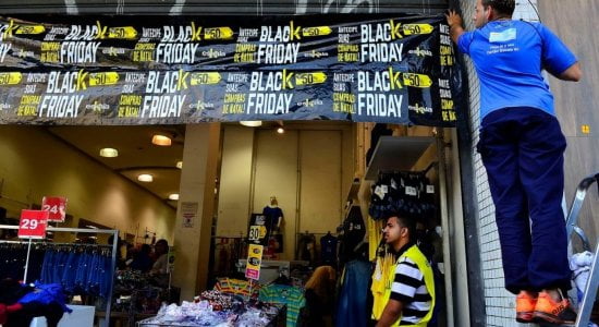 Que dia é a Black Friday 2021? Confira data e melhores horários para encontrar promoções