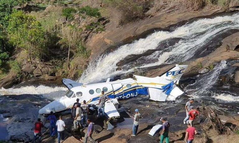 Pilotos já haviam reclamado de torre de transmissão onde avião de Marília Mendonça caiu