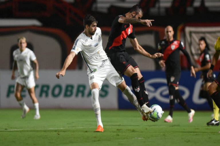 Atlético GO x Santos: que horas começa o jogo de sábado (13/11)