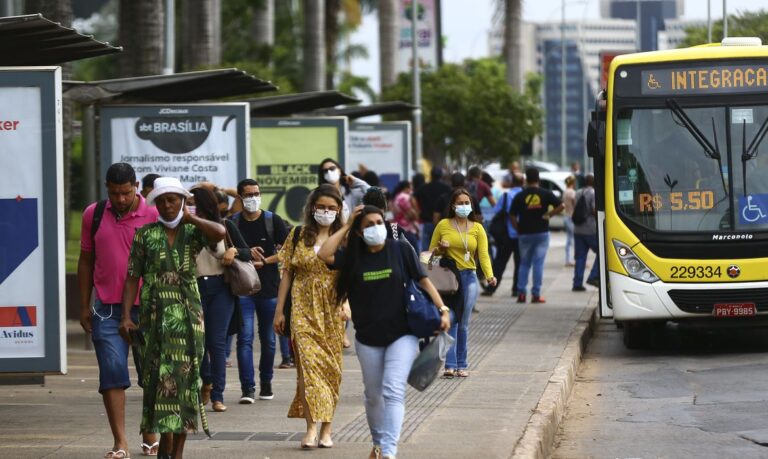 Covid-19: Brasil registra 2.799 casos e 63 mortes em 24 horas