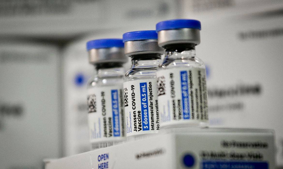 África do Sul inicia amanhã dose de reforço da vacina contra covid-19