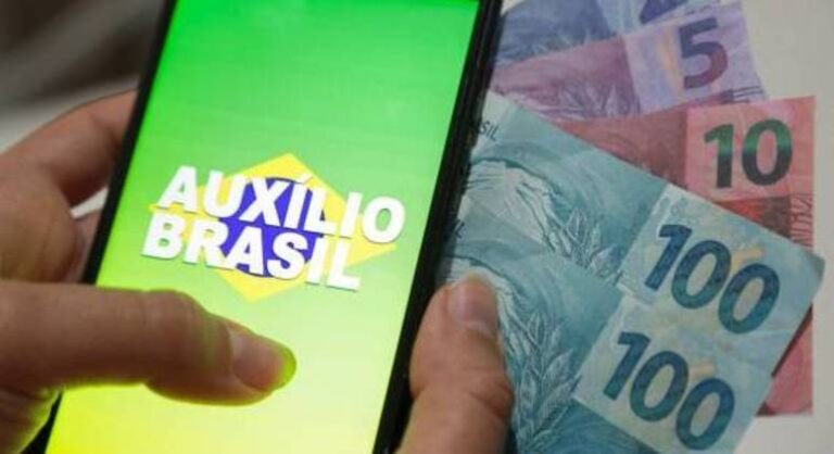 Auxílio Brasil: 2ª parcela começa a ser paga na sexta; benefício não vai chegar a 17 milhões de famílias como prometido pelo governo