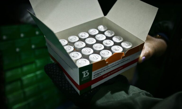 Governo vai enviar doses pediátricas para estados com baixos estoque