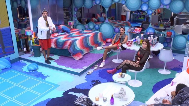 Douglas Silva e Pedro Scooby se desentendem antes de festa no BBB 22