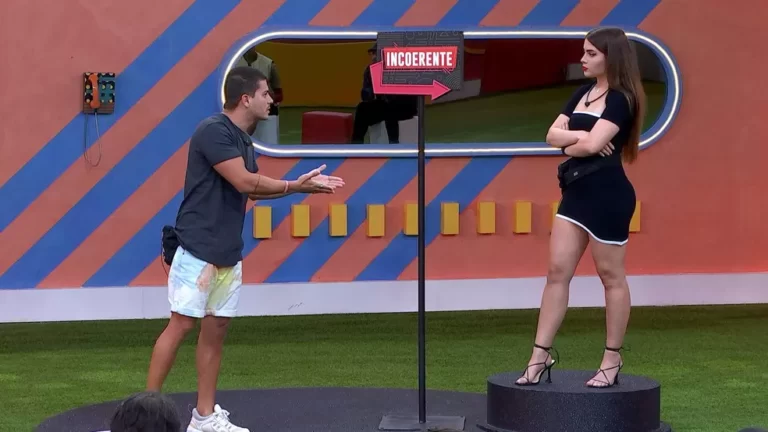 VÍDEO: Arthur Aguiar detona Jade e Laís no Jogo da Discórdia do BBB 22