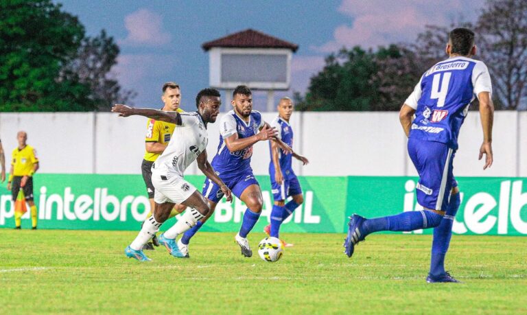 Ceará elimina São Raimundo-RR e segue adiante na Copa do Brasil