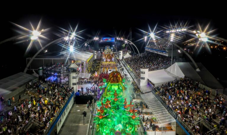 Entorno do Sambódromo do Anhembi tem esquema especial de trânsito