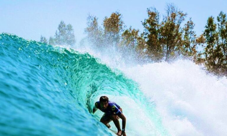 Surfe: Ítalo, Toledo e irmãos Pupo avançam às oitavas de Bells Beach