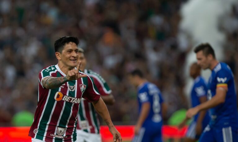 Cano decide e Fluminense parte na frente do Cruzeiro na Copa do Brasil