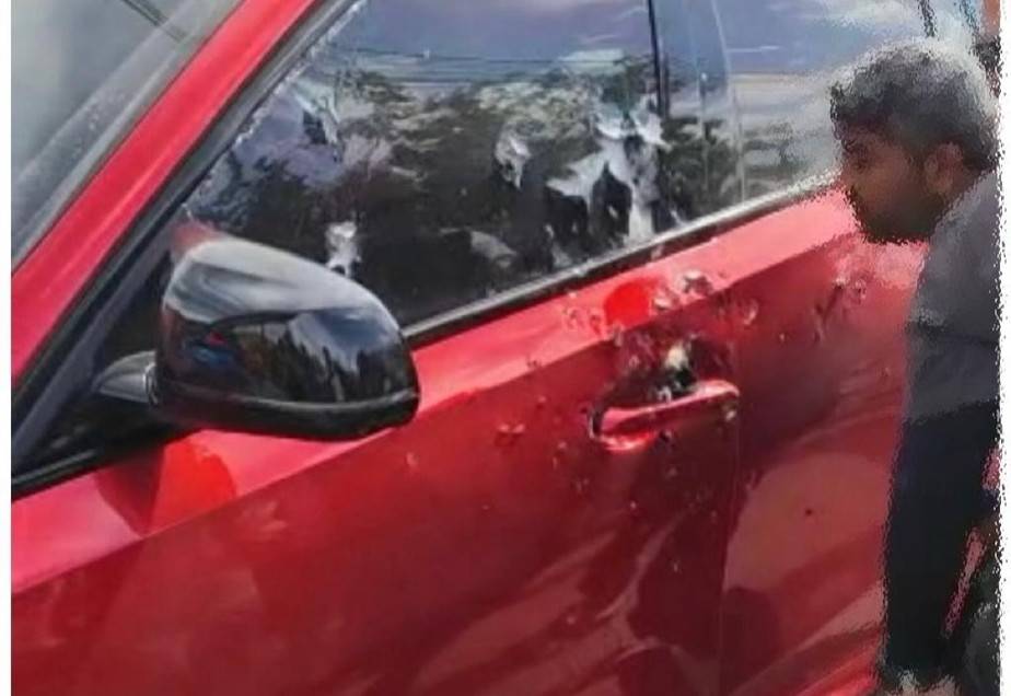 Vídeo: Homem é executado com 83 tiros de fuzil em BMW blindada na baixada Fluminense