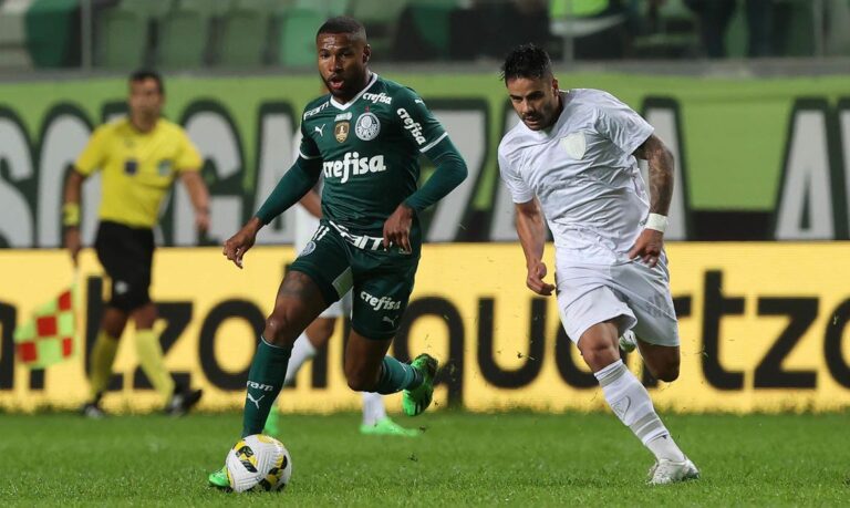 Palmeiras bate América-MG e abre vantagem na ponta do Brasileirão