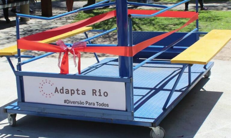 Rio inaugura mais uma praça adaptada para crianças com deficiências