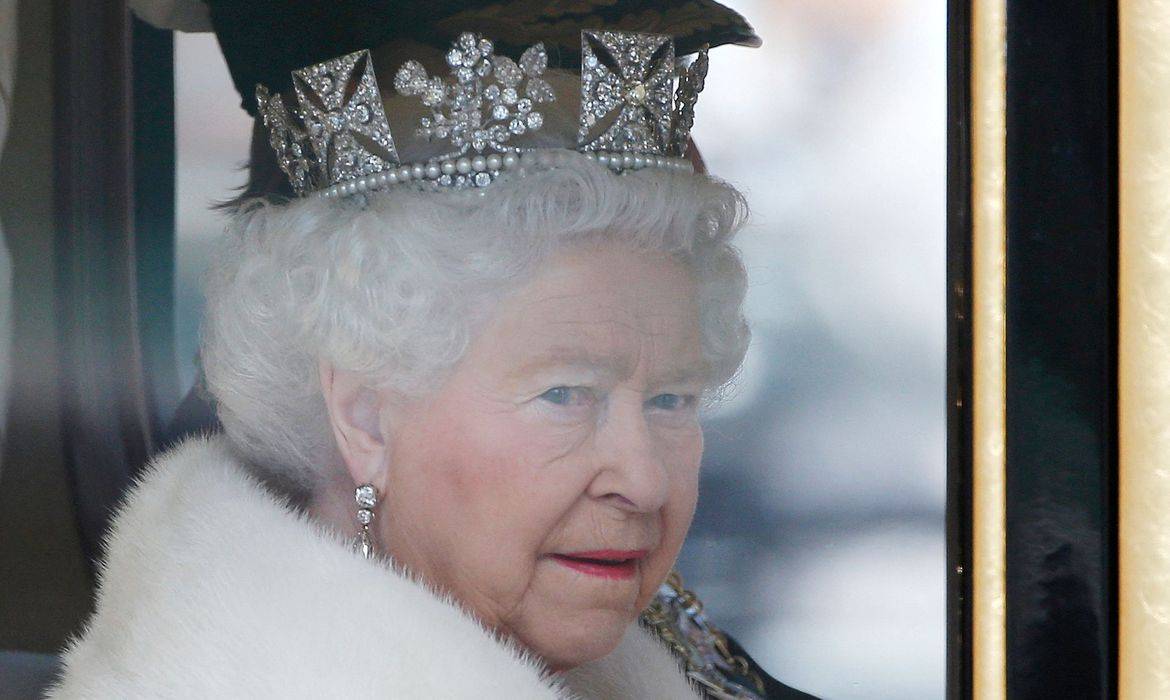 Governo decreta luto oficial por morte de rainha Elizabeth I