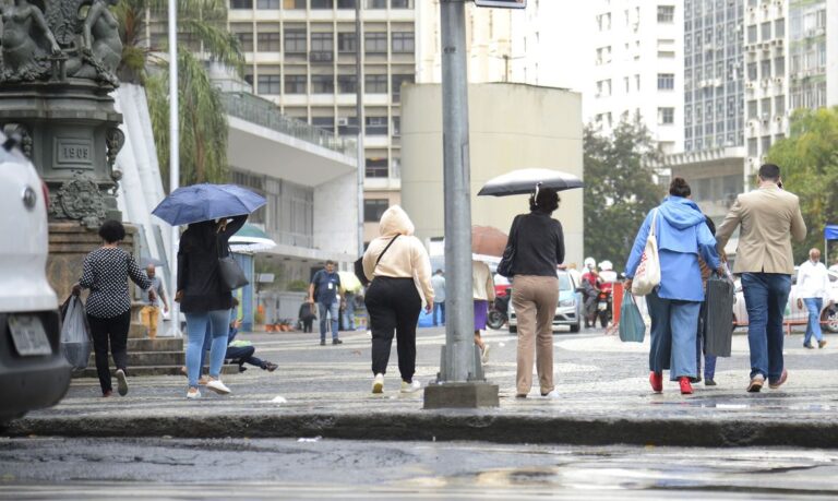 Tempo permanece chuvoso no Rio de Janeiro até o domingo de eleições