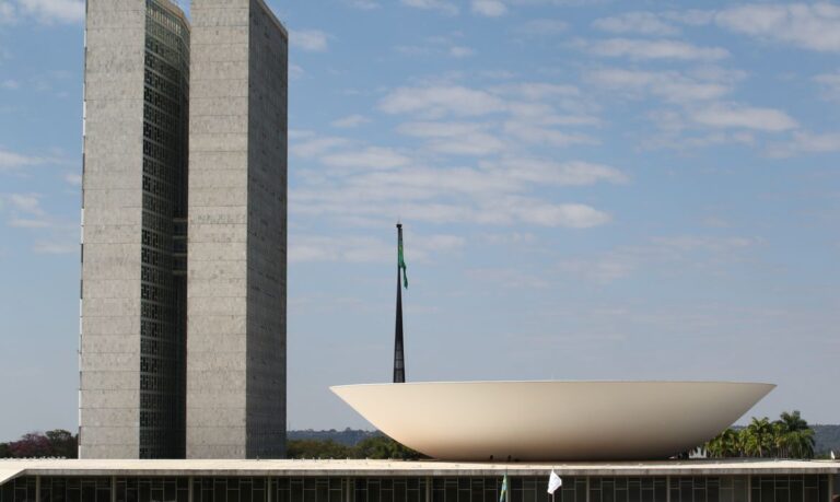 Câmara dos Deputados terá quatro parlamentares indígenas