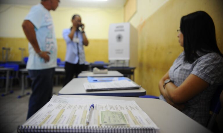 Eleições 2022: o que fazem os mesários durante o processo de votação