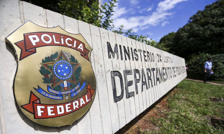 PF combate crime de pornografia infantojuvenil na internet no Ceará