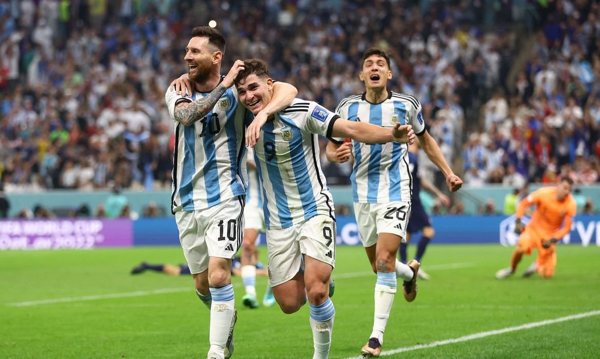 Copa do Mundo: Argentina está pela sexta vez na final e iguala Itália