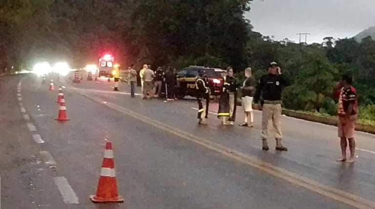 Trecho Rio-Santos de Ubatuba é liberado após 16 horas de interdição por risco de deslizamentos