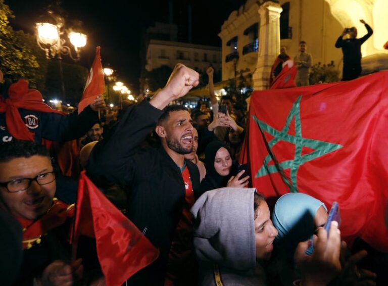 Marroquinos celebram vitória compartilhada por África e mundo árabe