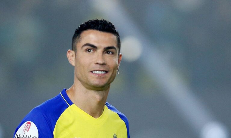 Cristiano Ronaldo é apresentado pelo Al Nassr