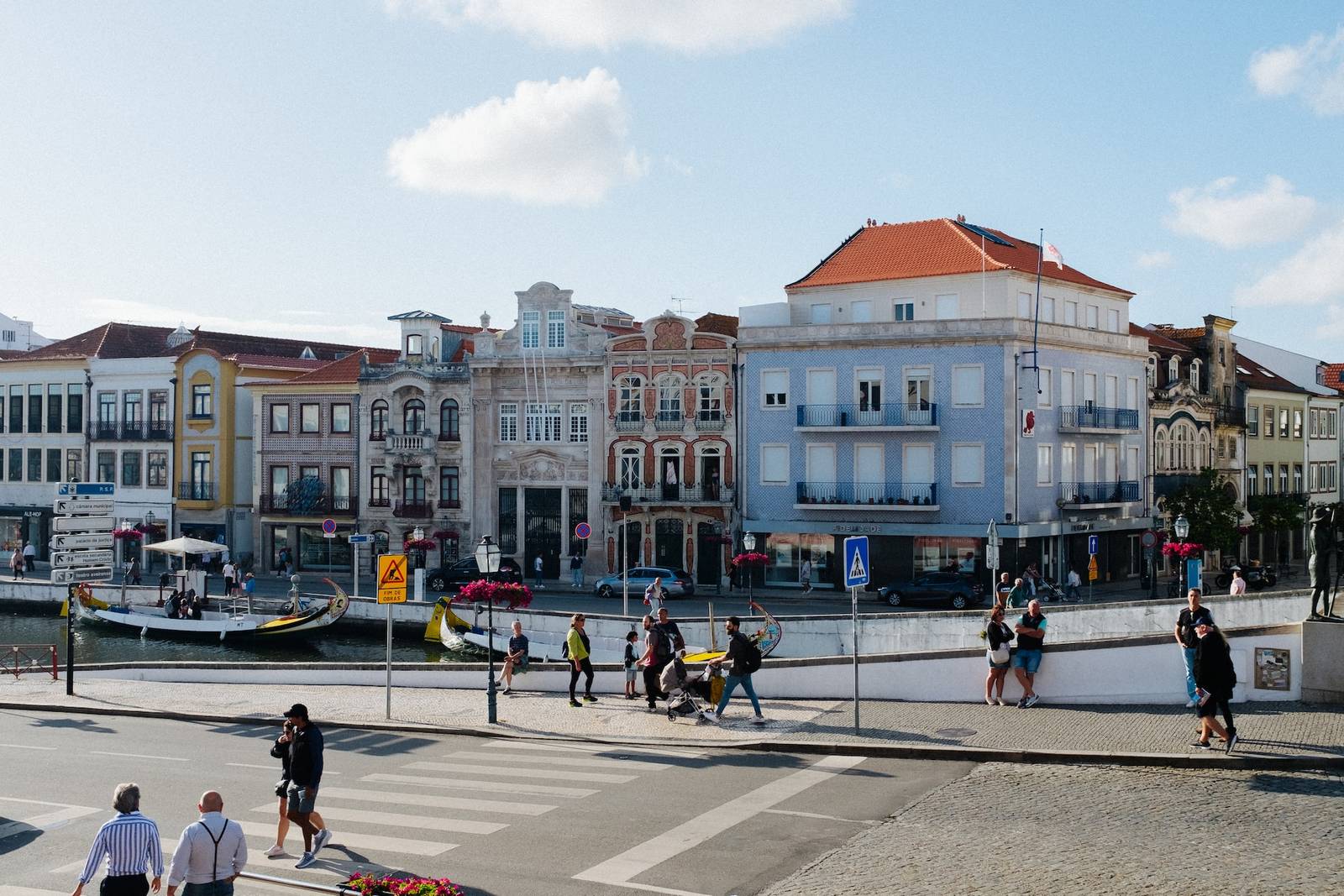 Benefícios e maior segurança levam brasileiros a Portugal