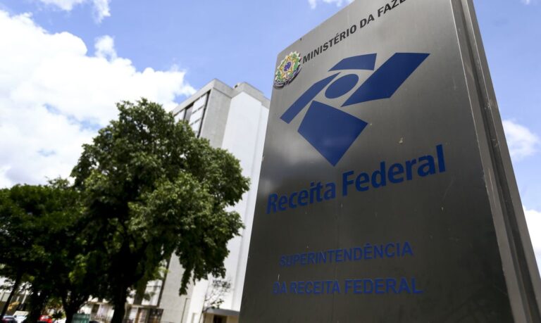 Inscrições para o concurso da Receita Federal terminam hoje às 16h