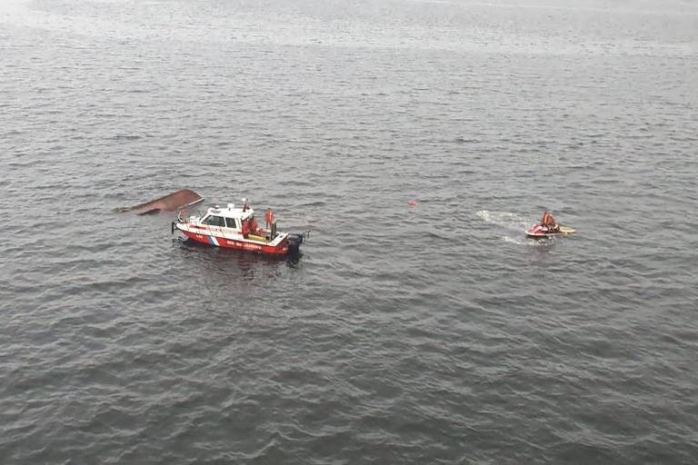 Naufrágio de Barco de Pesca na Baía de Guanabara deixa seis mortos e duas pessoas desaparecidas