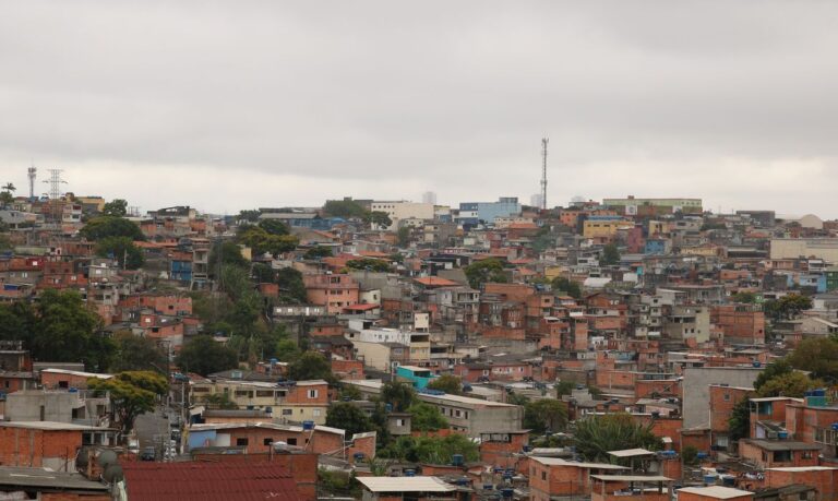 Jardim Maracanã: Moradores sofrem com perturbação do sossego causada por som alto e violência