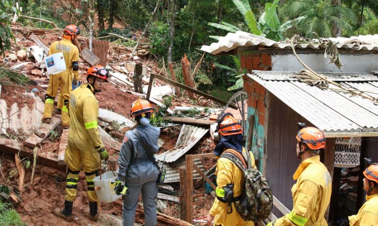 Temporais: moradores dizem que não receberam alerta de deslizamento