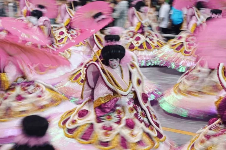 Mocidade Alegre é campeã do Carnaval 2023 de São Paulo com enredo sobre o primeiro samurai negro