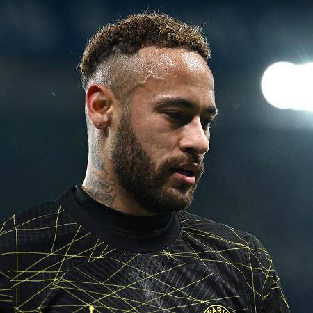 Neymar pode deixar PSG na próxima janela de transferências, diz jornal
