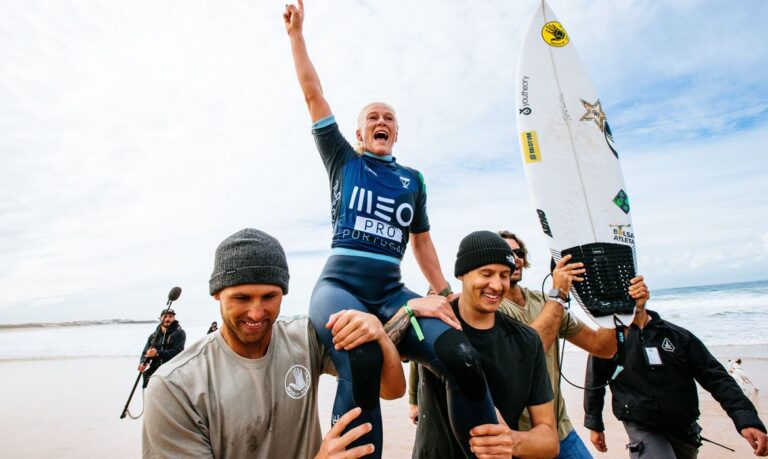 Surfe: Weston-Webb avança às quartas e Medina às oitavas em Peniche