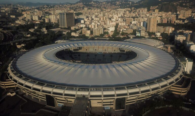 Justiça garante ao Vasco direito de jogar no Maracanã contra Palmeiras