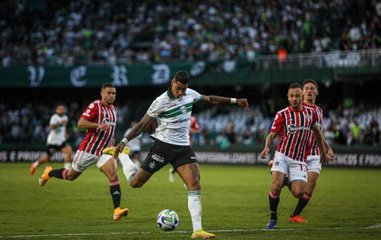 São Paulo reage e consegue empatar com o Coritiba no Couto Pereira