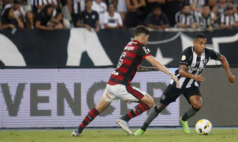 Brasileiro: Flamengo e Botafogo disputam clássico no Maracanã