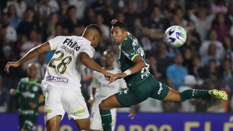 Palmeiras tem noite pouco inspirada na Vila Belmiro e empata com Santos em 0 a 0