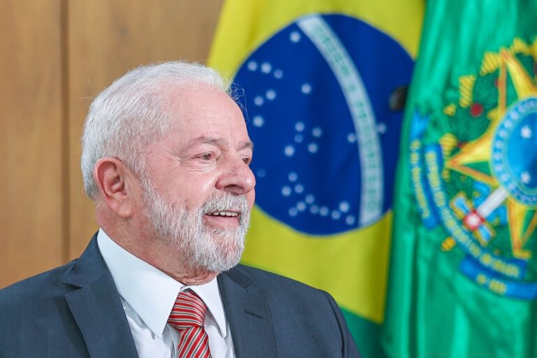 Assistir Entrevista do Presidente Lula Jornal da Record 13/07/2023 COMPLETO