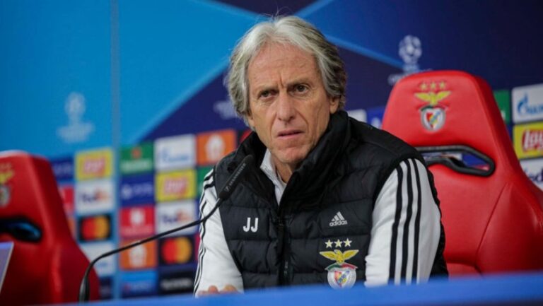 Al-Hilal, da Arábia Saudita, anuncia Jorge Jesus como novo técnico do clube