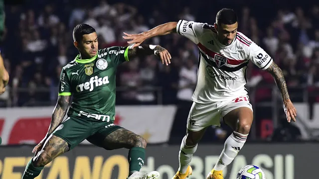 Golaço de Rafinha define Choque-Rei, e São Paulo abre vantagem contra o Palmeiras